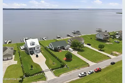 110 E Dowry Creek, Belhaven, NC 27810 - Photo 1