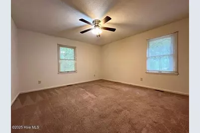 902 Heather Trail, Aberdeen, NC 28315 - Photo 13