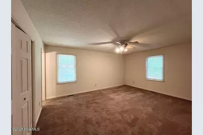 902 Heather Trail, Aberdeen, NC 28315 - Photo 15