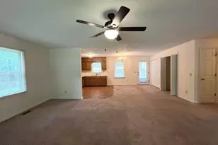 902 Heather Trail, Aberdeen, NC 28315 - Photo 3