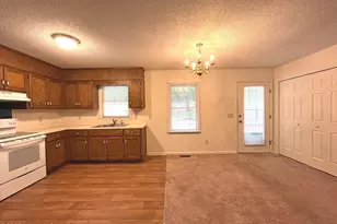 902 Heather Trail, Aberdeen, NC 28315 - Photo 9