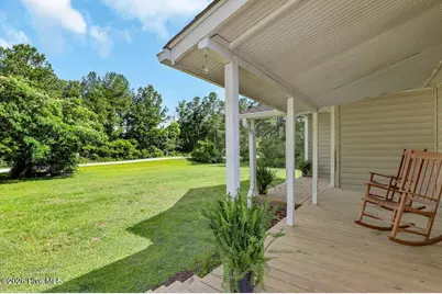 635 Cross Creek Drive, Hampstead, NC 28443 - Photo 3