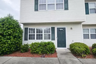 14 Pirates Cove Dr, Swansboro, NC 28584 - Photo 1