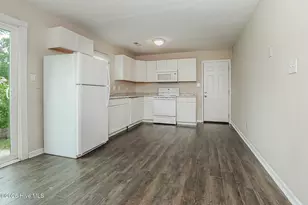 1011 Ridgecrest Ln, Jacksonville, NC 28546 - Photo 7