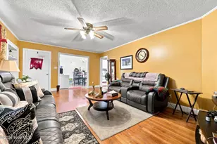 4257 Washington St, Ayden, NC 28513 - Photo 9