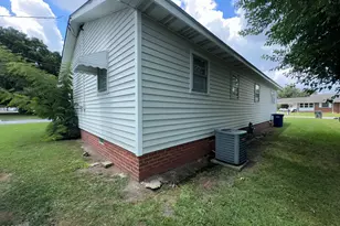 4257 Washington St, Ayden, NC 28513 - Photo 17