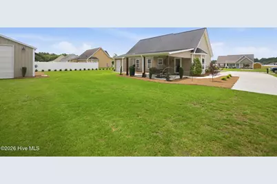 209 Asheberne Drive, Washington, NC 27889 - Photo 5