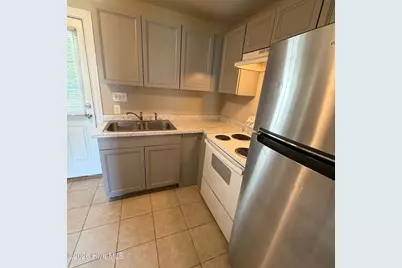 107 Juniper Lane #A, Greenville, NC 27858 - Photo 5