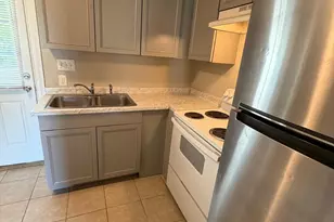 107 Juniper Ln, Greenville, NC 27858 - Photo 5