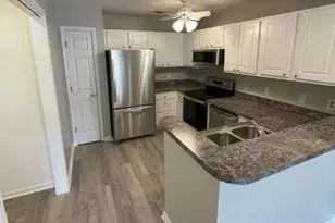 102 Breezewood Dr, Greenville, NC 27858 - Photo 9