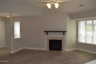 102 Breezewood Dr, Greenville, NC 27858 - Photo 7