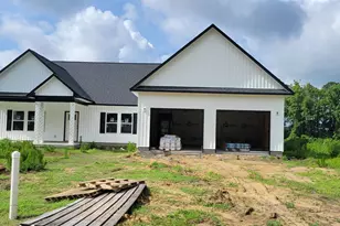 201 Crown Dr, Washington, NC 27889 - Photo 3