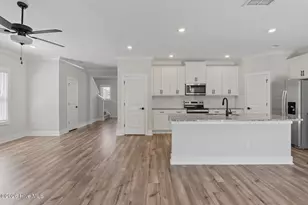 175 S Commons View Dr, Hampstead, NC 28443 - Photo 3