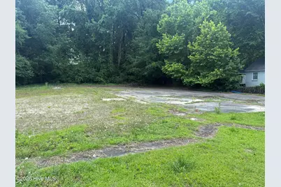 208 Glenwood Avenue, Kinston, NC 28501 - Photo 3