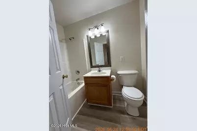 606 Springwood Drive, Jacksonville, NC 28546 - Photo 7