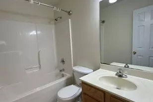 606 Springwood Dr, Jacksonville, NC 28546 - Photo 5