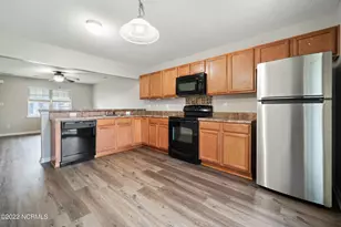 1000 Banister Loop, Jacksonville, NC 28546 - Photo 7