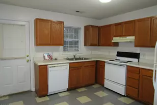 231 Lakewood Dr, Jacksonville, NC 28546 - Photo 3