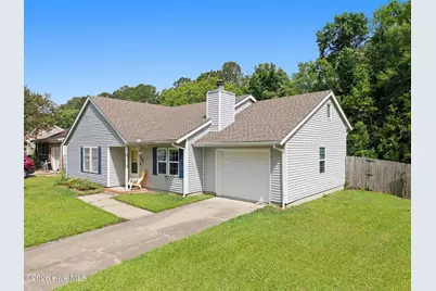 100 Hampton Court, Jacksonville, NC 28546 - Photo 29