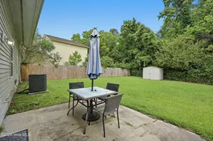 100 Hampton Ct, Jacksonville, NC 28546 - Photo 45