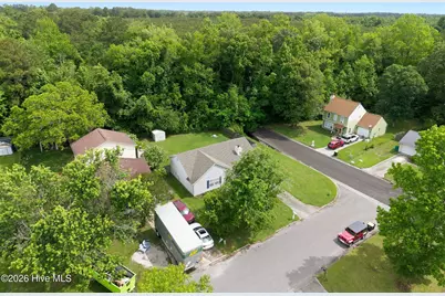 100 Hampton Court, Jacksonville, NC 28546 - Photo 35