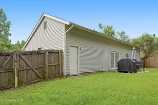 100 Hampton Ct, Jacksonville, NC 28546 - Photo 41