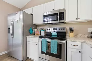 100 Hampton Ct, Jacksonville, NC 28546 - Photo 49