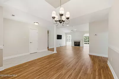 1007 Barkentine Drive, New Bern, NC 28560 - Photo 9