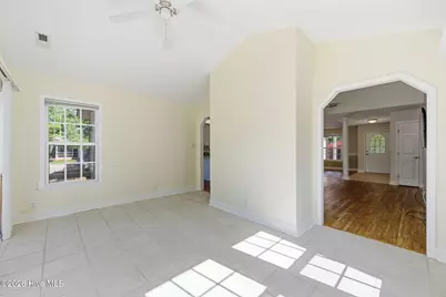 1007 Barkentine Drive, New Bern, NC 28560 - Photo 13
