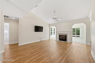 1007 Barkentine Drive, New Bern, NC 28560 - Photo 3