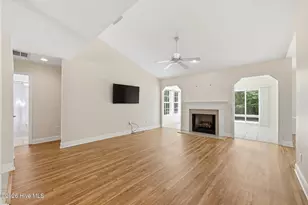 1007 Barkentine Dr, New Bern, NC 28560 - Photo 3