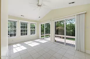 1007 Barkentine Dr, New Bern, NC 28560 - Photo 11