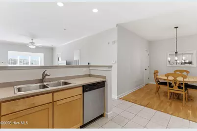 1521 Cadfel Court #Unit 302, Wilmington, NC 28412 - Photo 13