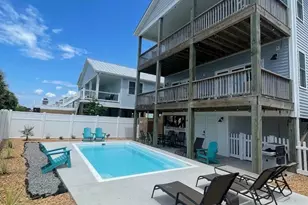 5205 E Pelican Dr, Oak Island, NC 28465 - Photo 1