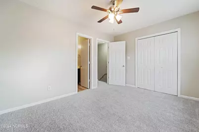 1072 W Pueblo Drive, Jacksonville, NC 28546 - Photo 9
