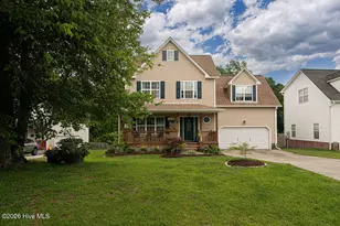 609 Riva Ridge Rd, Sneads Ferry, NC 28460 - Photo 1