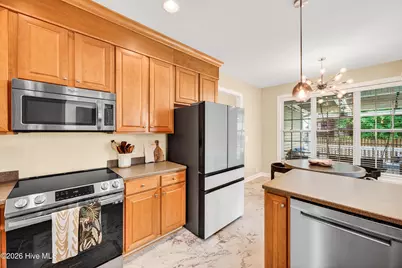 220 Iverleigh Lane, Jacksonville, NC 28540 - Photo 19