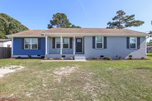 2098 Nc Hwy 172, Sneads Ferry, NC 28460 - Photo 1