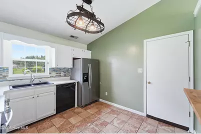 310 Steller Road, Jacksonville, NC 28540 - Photo 27