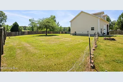 305 W Howard Drive, Jacksonville, NC 28540 - Photo 57