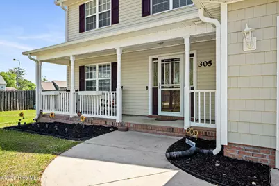 305 W Howard Drive, Jacksonville, NC 28540 - Photo 7
