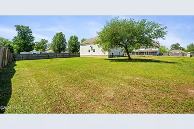 305 W Howard Drive, Jacksonville, NC 28540 - Photo 63