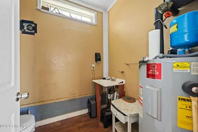 305 W Howard Drive, Jacksonville, NC 28540 - Photo 61