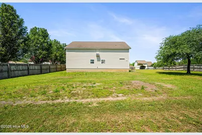 305 W Howard Drive, Jacksonville, NC 28540 - Photo 63