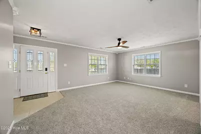 305 W Howard Drive, Jacksonville, NC 28540 - Photo 13