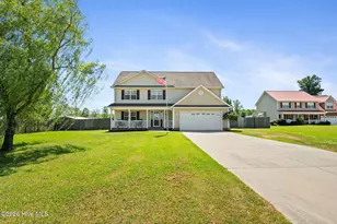 305 W Howard Dr, Jacksonville, NC 28540 - Photo 5