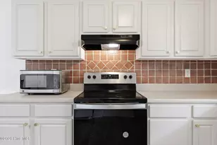 726 E Main St, Winterville, NC 28590 - Photo 25