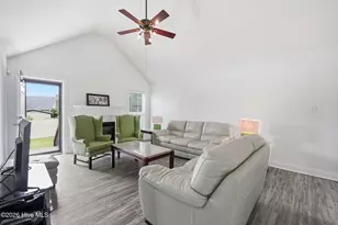 726 E Main St, Winterville, NC 28590 - Photo 21