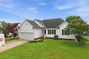 726 E Main St, Winterville, NC 28590 - Photo 7