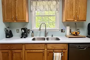 104 Chelsea Dr, Snow Hill, NC 28580 - Photo 5
